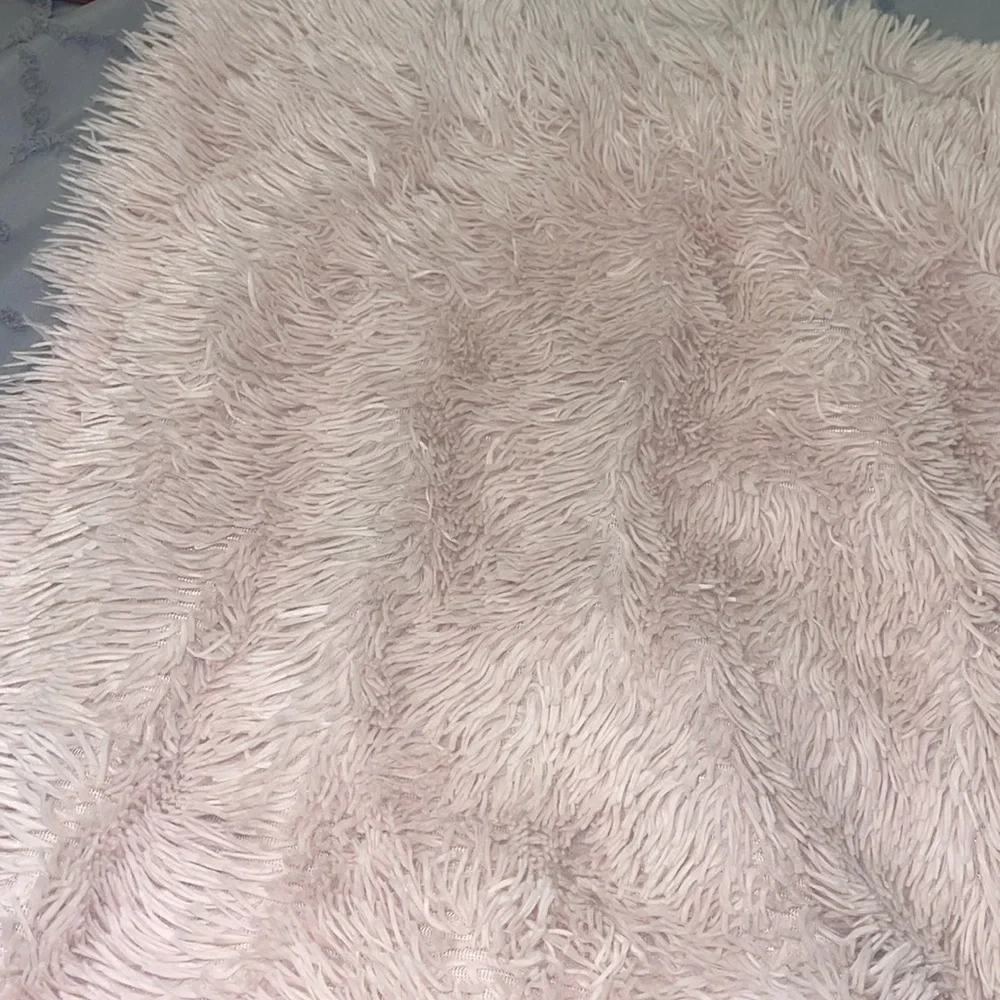 NWOT pink fuzzy pillow sham